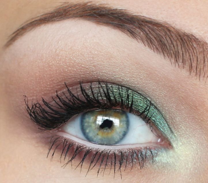 Дневной макияж зеленых глаз